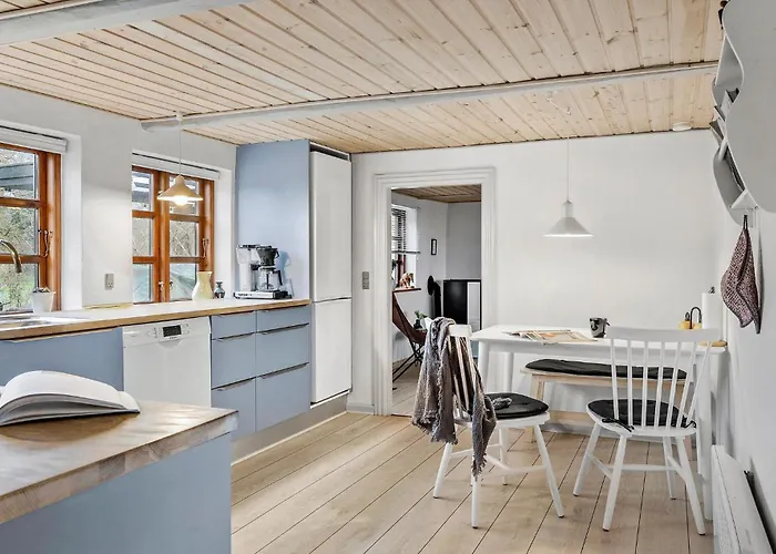 Ferienhaus 2 Bedroom Beautiful In